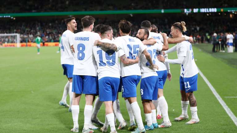 Nations League: &quot;Δύο στα δύο&quot; για την Εθνική μας, 2-0 την Ιρλανδία και πρωτιά στον όμιλο - Γκολάρες από Ιωαννίδη, Τζόλη