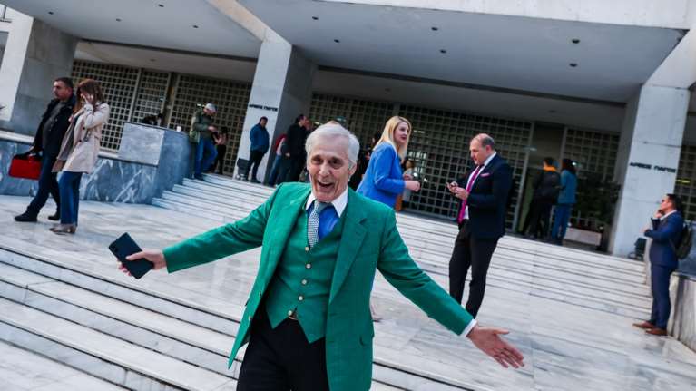 Ούτε ο Βεργής ψήφισε τον εαυτό του: &quot;Ψήφισα Μητσοτάκη&quot;, παραδέχθηκε - &quot;Θέλω να κεράσω καφέ τον ψηφοφόρο μου&quot; [βίντεο]