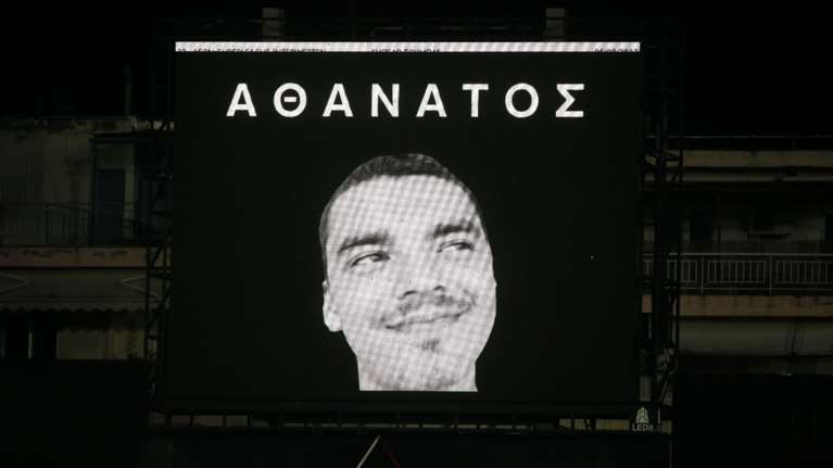 Δολοφονία Άλκη: &quot;Ήταν γεμάτος αίματα&quot; - Συγκλονίζει ο αστυνομικός που βρέθηκε δίπλα του λίγο πριν ξεψυχήσει