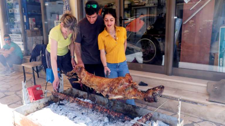 Έρχεται Πάσχα με θερμοκρασίες ρεκόρ: Ξεπέρασε τους 35 βαθμούς ο υδράργυρος - Ο καιρός το Μ. Σάββατο [χάρτης]