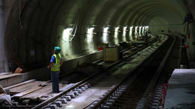 Καραμανλής: Στην τελική ευθεία για την παράδοση του Μετρό προς Πειραιά - Οι τρεις νέοι σταθμοί [βίντεο]