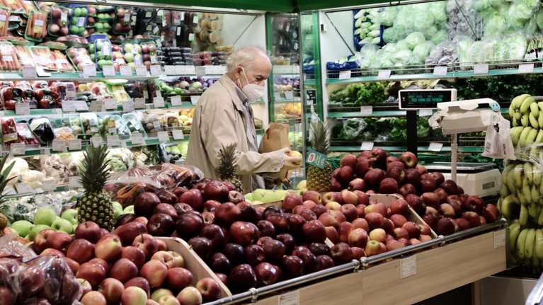 Δέκα αιτήσεις το δευτερόλεπτο για το Market pass: Βήμα-βήμα η διαδικασία, τι πρέπει να ξέρετε