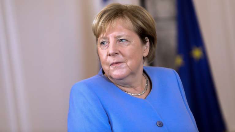 Γερμανία: Η Μέρκελ αρνήθηκε πρόσκληση σε δείπνο από τον νέο πρόεδρο του CDU