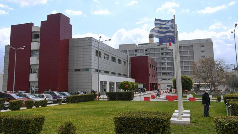 Πάτρα: Δραματική επιδείνωση της υγείας της 27χρονης - Είχε εμβολιαστεί με Johnson &amp; Johnson