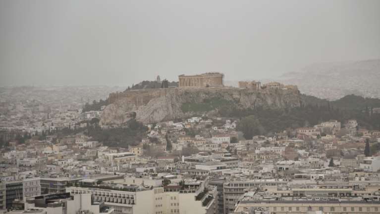 Meteo: Ερχεται πενθήμερο αφρικανικής σκόνης - Γιατί είναι ασυνήθιστο το φαινόμενο