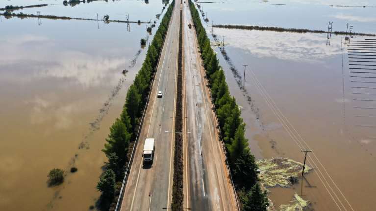 Κυκλοφορία Daniel: Ποια διόδια παραμένουν ελεύθερα έως το πρωί της Πέμπτης