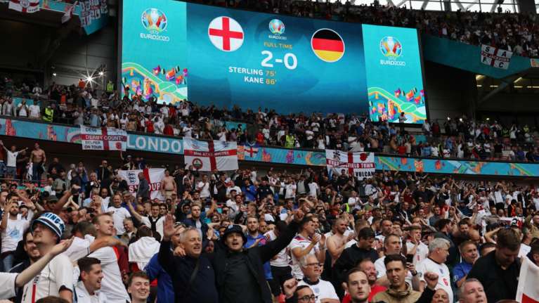 ΠΟΥ: Φόβοι για εστίες υπερμετάδοσης της μετάλλαξης Δέλτα στους αγώνες του Euro - Εκατοντάδες νέα κρούσματα κορονοϊού