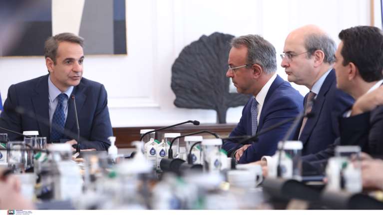 Μητσοτάκης για Κολωνό: Οι υπεύθυνοι θα λογοδοτήσουν - Χυδαίο να γίνεται πολιτική &quot;σπέκουλα&quot;