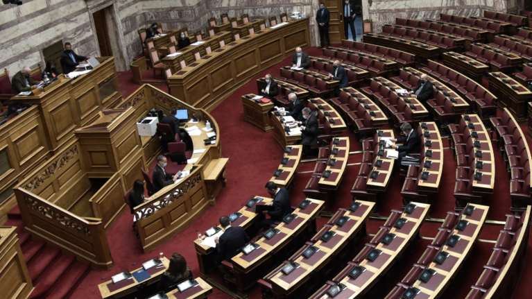 Δυναμιτίζει το κλίμα η Άγκυρα λίγο πριν τις διερευνητικές  –  Ψηφίζεται σήμερα η επέκταση των 12 μιλίων στο Ιόνιο