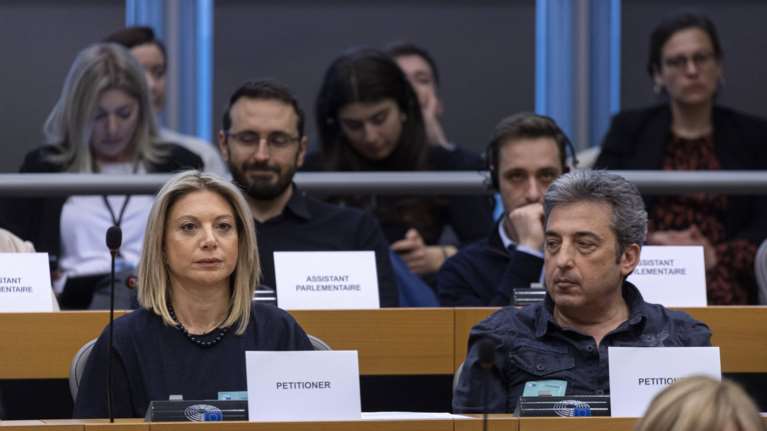 Τέμπη: Καρυστιανού και Ασλανίδης διαψεύδουν τις φήμες για υποψηφιότητα στις εκλογές - &quot;Δεν ανεχόμαστε καμία πολιτική εκμετάλλευση&quot;