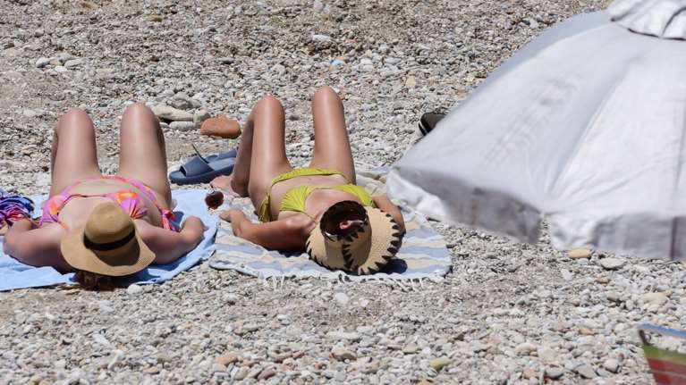 Πρόγνωση Τσατραφύλλια: Αυτές τις περιοχές θα χτυπήσει το κύμα καύσωνα - Οι θερμοκρασίες ανά ημέρα