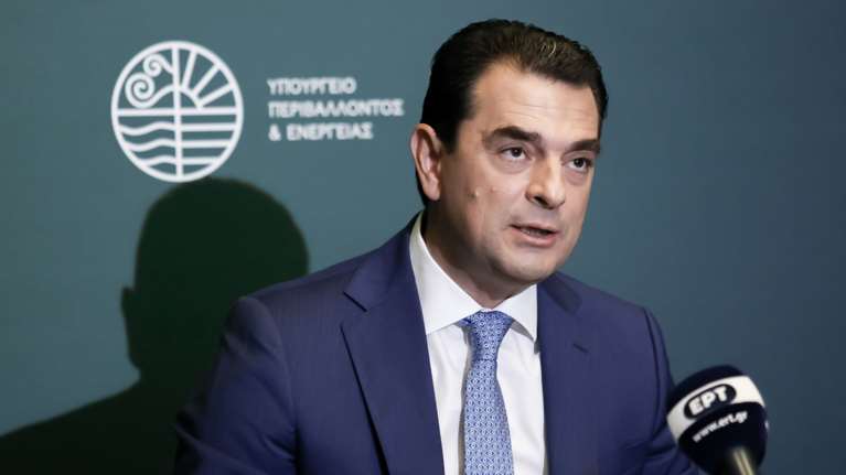 Σκρέκας: Στα 221 ευρώ ανά μεγαβατώρα η επιδότηση ρεύματος τον Δεκέμβριο για τα νοικοκυριά