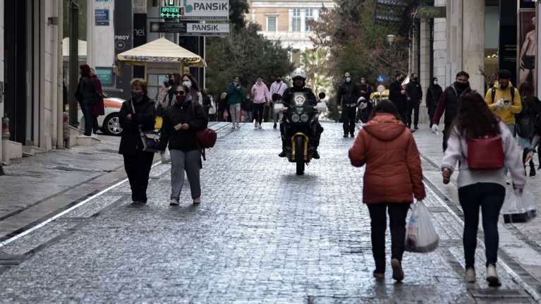 Lockdown - Αλαλούμ με τα μεγάλα μαγαζιά: Τα μισά προϊόντα πωλούνται in shop...και τα μισά με click away