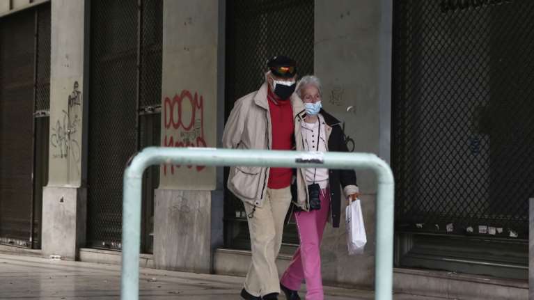 Δείτε και υπολογίστε αν θα πάρετε και πόση θα είναι η αύξηση στη σύνταξή σας- Τα βήματα ένα προς ένα