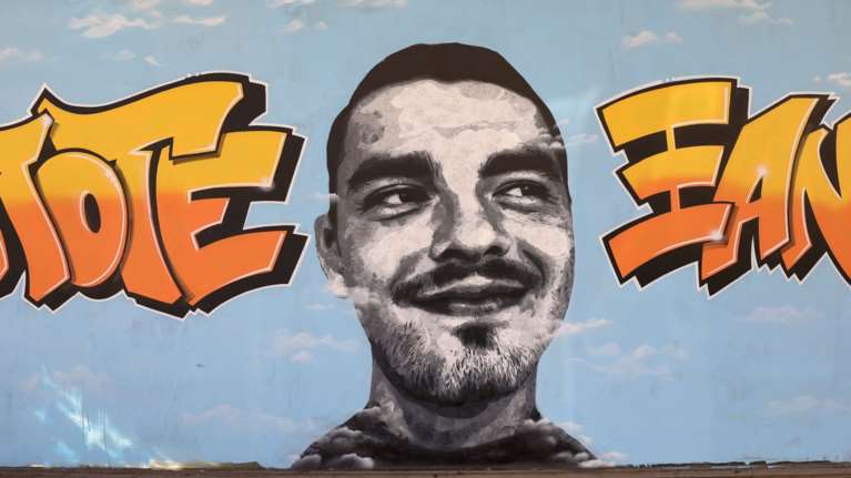 Δολοφονία Καμπανού: &quot;Εγώ μαχαίρωσα τον Άλκη&quot; - Ομολόγησε ο δεύτερος κατηγορούμενος στη δίκη