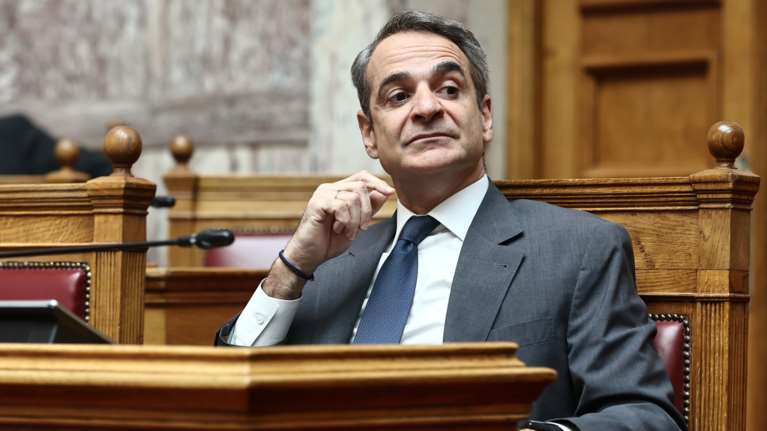 Σκάνδαλο ΟΠΕΚΕΠΕ: &quot;Αστείο να προσπαθούν να βάλουν στο κάδρο τον Μητσοτάκη&quot; - Γραμμή άμυνας φτιάχνει η κυβέρνηση