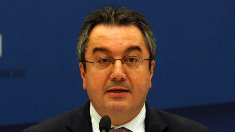 Μόσιαλος: Τι προτείνει για ασφαλές άνοιγμα της αγοράς - Οι &quot;παγίδες&quot; με τα self test κορονοϊού