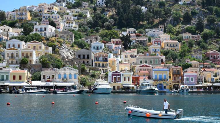 Σύμη: Ψυχιατρική εξέταση στον 15χρονο που σχεδίαζε μαζί με την 13χρονη να δηλητηριάσουν τη μητέρα της