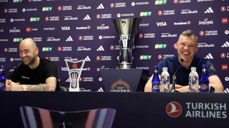 Επική ατάκα Σάρας για Σπανούλη: &quot;Μου είπε &quot;μ@λ@κ@ το χειρότερο είναι ότι δεν έχουμε εμείς τη μπάλα&quot;&quot; [βίντεο]