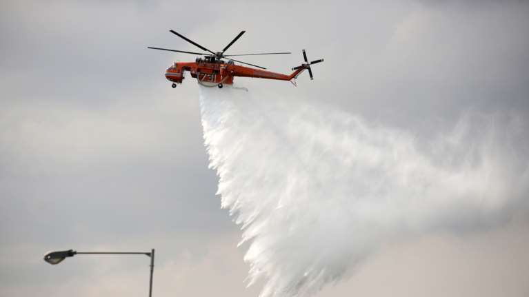 Νέο πύρινο μέτωπο στην Κεφαλονιά - Καίγεται έκταση στην περιοχή Ζόλα