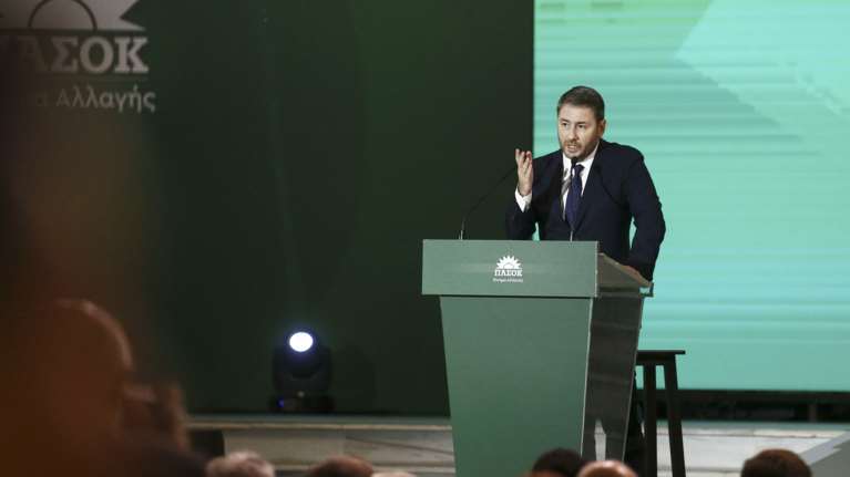 Πρόταση ΠΑΣΟΚ για δωρεάν πρόσβαση στις αστικές συγκοινωνίες για τους φτωχότερους