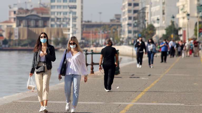 Κορονοϊός: Σαρώνει με 217 νέα κρούσματα στη Θεσσαλονίκη και 228 στην Αττική- Ποιες περιοχές &quot;φλερτάρουν&quot; με το επίπεδο 4