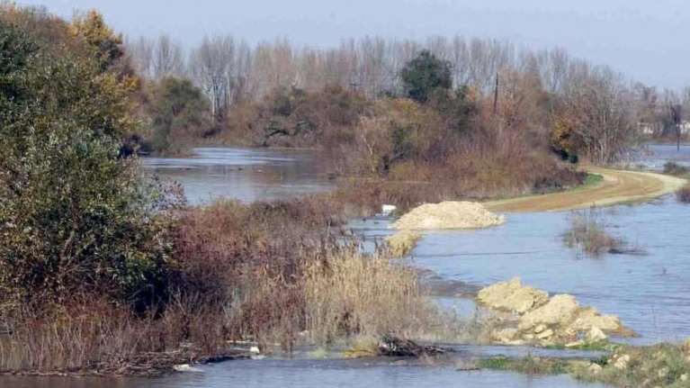 Έλληνας έπεσε στον Έβρο και κολύμπησε μέχρι την Τουρκία, για να αποφύγει τη σύλληψη