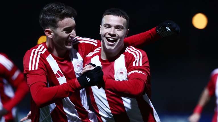 Youth League: Ακάθεκτος στους &quot;16&quot; ο Ολυμπιακός - 1-0 την Τζιρόνα με σκόρερ τον Πνευμονίδη