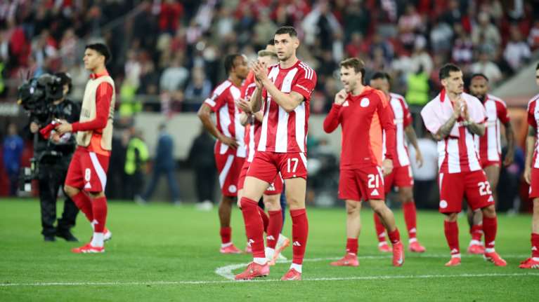 Ο Ολυμπιακός πάλεψε για το θαύμα, κέρδισε τη Μπόντο (2-1) αλλά του πήγαν όλα στραβά κι ανάποδα- Τελείωσε με δέκα το ματς