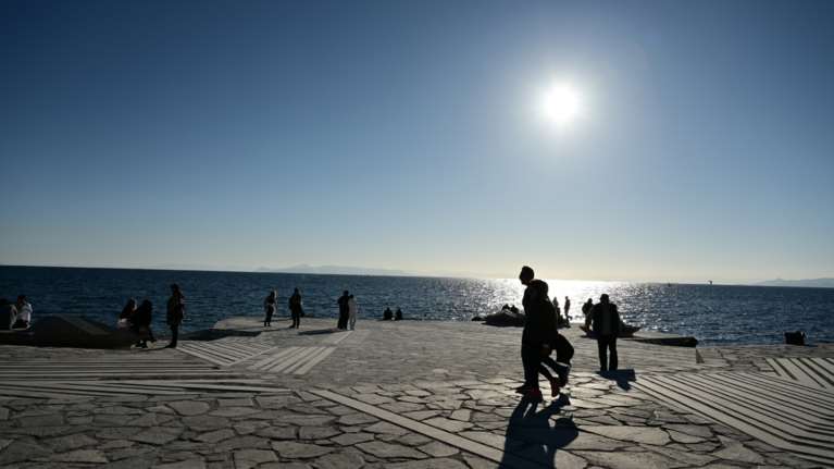 Κορονοϊός: 4.857 κρούσματα στην Αττική, 1.439 στη Θεσσαλονίκη - Οι περιοχές με τριψήφιο αριθμό μολύνσεων