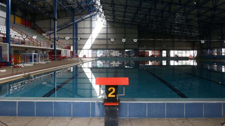 Συγκλονίζει ο πατέρας της κολυμβήτριας που κακοποιήθηκε - &quot;Μου είπε ότι την είχε πειράξει μερικές φορές στο σπίτι του &quot; [βίντεο]