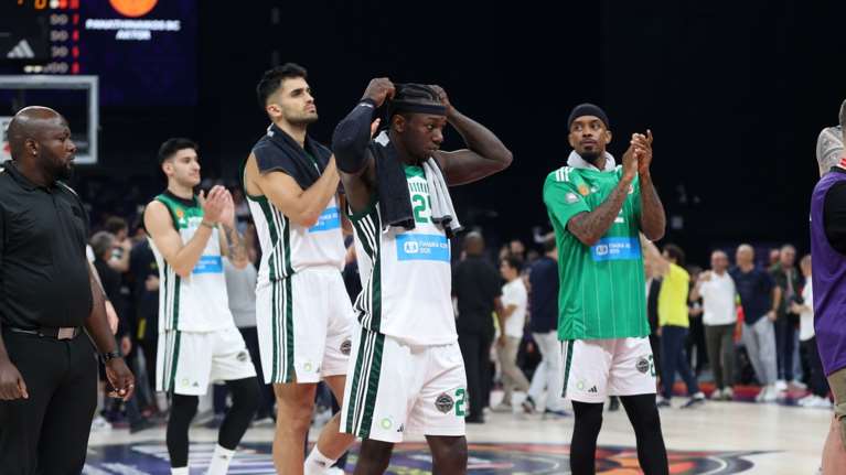 Φενέρμπαχτσε- Παναθηναϊκός 82-76: Τον &quot;σκότωσε&quot; από τα 6,75μ. - Δεν θα υπερασπιστούν τον τίτλο τους οι &quot;πράσινοι&quot;