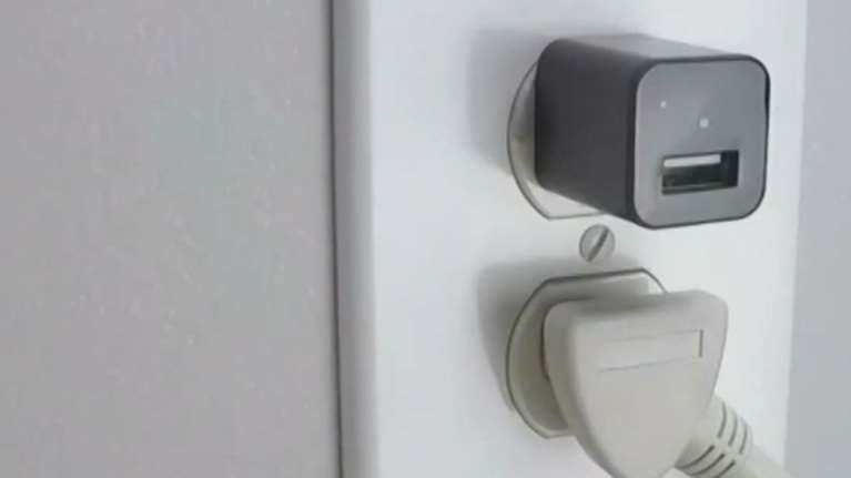 Χαλκιδική:  Λουκέτο στο ξενοδοχείο με την κρυφή κάμερα - Βρέθηκαν κάμερες σε όλα τα δωμάτια [βίντεο]