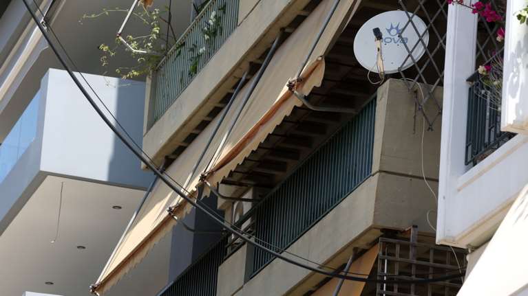 Νέα Σμύρνη: Το οικογενειακό δράμα πίσω από τη δολοφονία του γιου από τον πατέρα - "Πάλευε να τον σώσει από τα ναρκωτικά" [εικόνες]