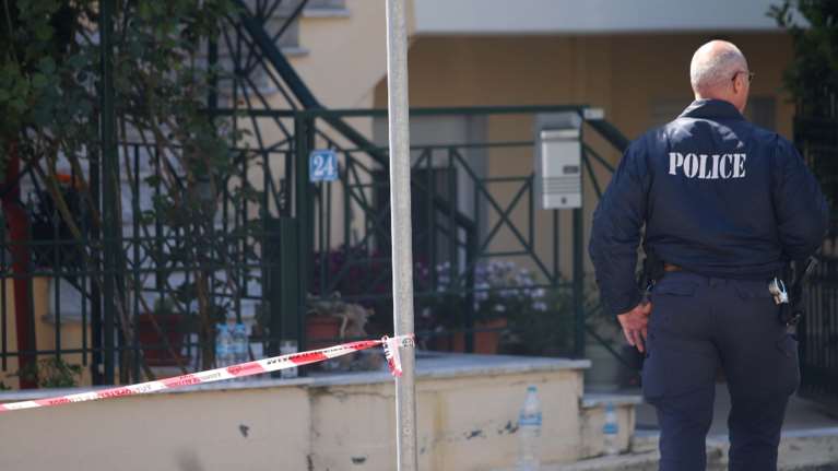 Οικογενειακή τραγωδία με έξι σφαίρες: Πατέρας πυροβόλησε και σκότωσε τον γιο του, συγκλονιστικές μαρτυρίες