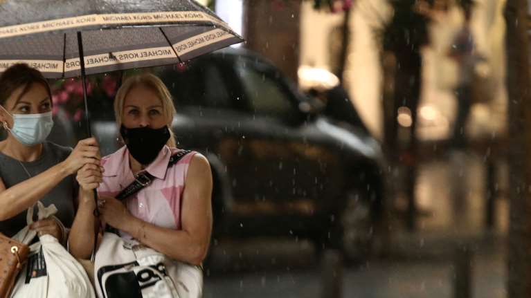 Προειδοποίηση Αρναούτογλου: Πέρασμα από ισχυρή μπόρα την Τετάρτη, με δυνατά αστραπόβροντα και ισχυρό άνεμο