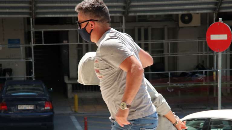 Απαγωγή Μαρκέλλας: Η 33χρονη έβριζε και απειλούσε τη μικρή για να κάνει μπάνιο και να πιει τον χυμό με τα ηρεμιστικά [Βίντεο]