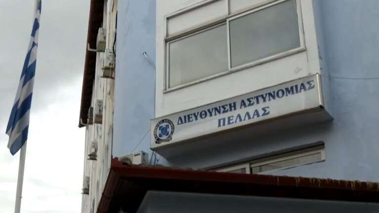 Έδεσσα: Στη φυλακή πατέρας και τα τέσσερα παιδιά του για επίθεση με οπαδικά κίνητρα-Το θύμα κινδυνεύει να χάσει το μάτι του