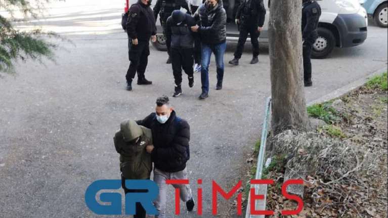 Δολοφονία Άλκη: Στην ανακρίτρια άλλοι τρεις κατηγορούμενοι [εικόνες - βίντεο]