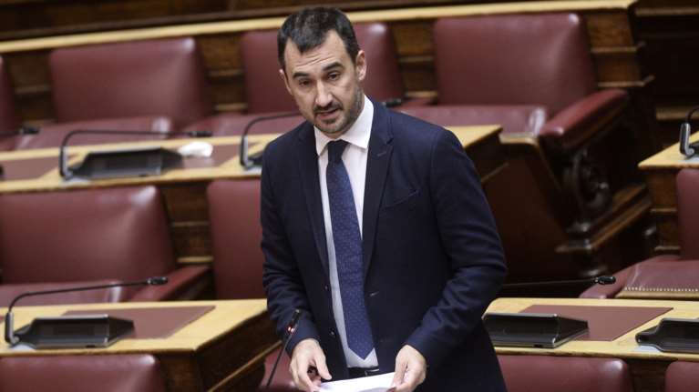 Χαρίτσης: Η κυβέρνηση ομολογεί επίσημα ότι αφαίρεσε αντιπλημμυρικά έργα από το Ταμείο Ανάκαμψης