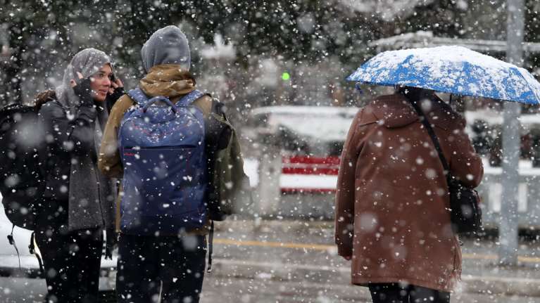 Κακοκαιρία Λέανδρος: Χιονοπτώσεις, καταιγίδες και παγετός το Σάββατο - Η πρόγνωση ανά περιοχή