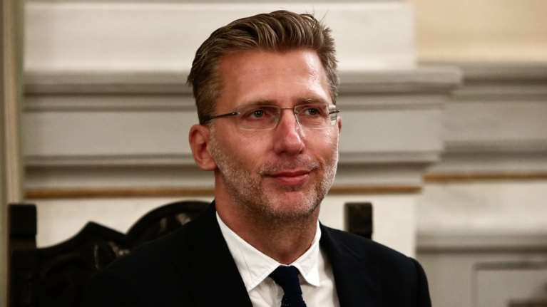 Σκέρτσος για εργασιακό νομοσχέδιο: Τι υπερασπίζονται όσοι είναι εναντίον; Τις απλήρωτες υπερωρίες;