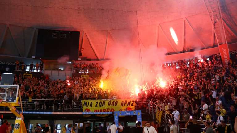 Μεγάλες στιγμές στο Αλεξάνδρειο: Εγκρίθηκε η αγορά της ΚΑΕ Άρης από τον Ρίτσαρντ Σιάο [εικόνες]