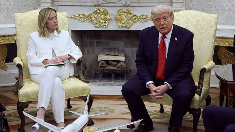 Επικοινωνία Τραμπ-Μελόνι για πιθανή συνάντηση με Πούτιν στη Ρώμη - Αντίθετη η Μόσχα