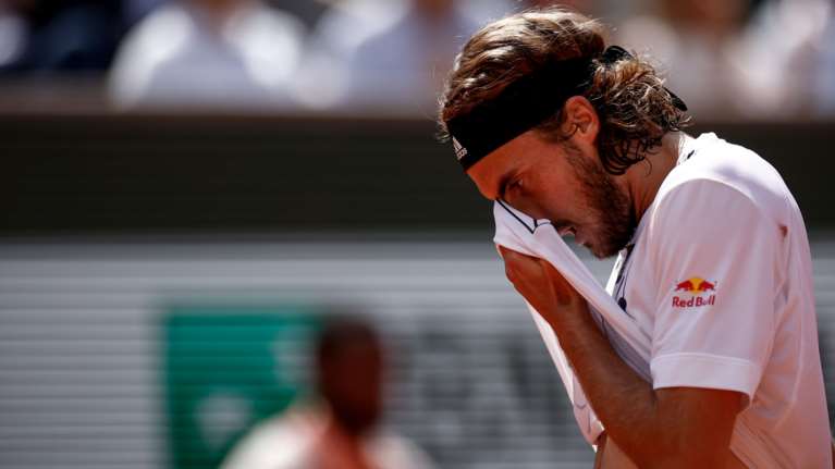 Στέφανος Τσιτσιπάς: Εκτός προημιτελικών του Roland Garros - Αποκλείστηκε από τον Δανό Ρούνε