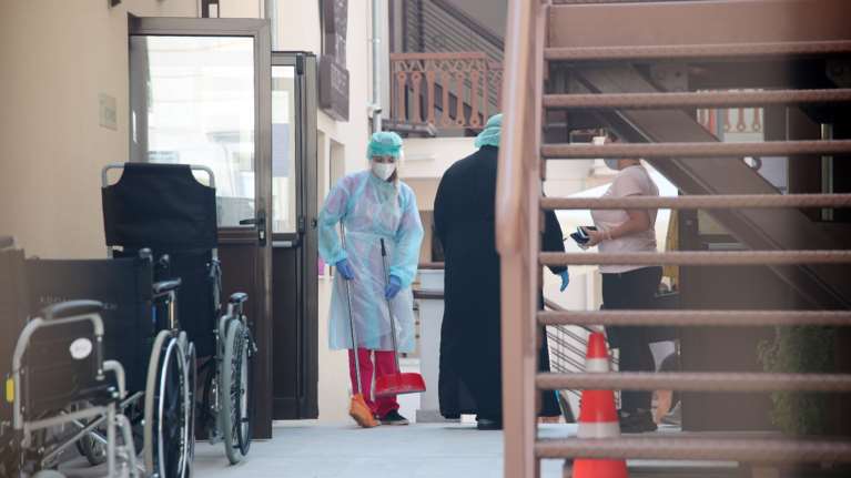 Συναγερμός σε γηροκομείο της Θεσσαλονίκης: 20 κρούσματα κορονοϊού - Μετέτρεψαν πτέρυγα σε χώρο νοσηλείας