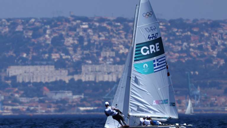 Ολυμπιακοί Αγώνες 2024: Τα αδέλφια Σπανάκη στην τέταρτη θέση της έβδομης κούρσας ιστιοπλοΐας
