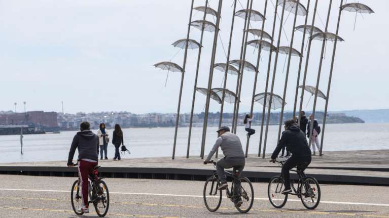 Χατζηδάκης: Πρόγραμμα επιδότησης της αγοράς ηλεκτροκίνητων αυτοκινήτων, σκούτερ και ποδηλάτων