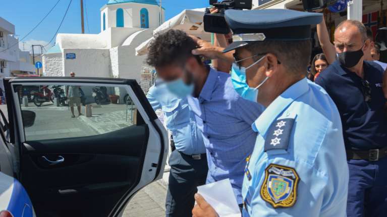 Φολέγανδρος: &quot;Βόμβα&quot; από τον συνήγορο του 30χρονου για το έγκλημα - Στην αντεπίθεση ο Κούγιας