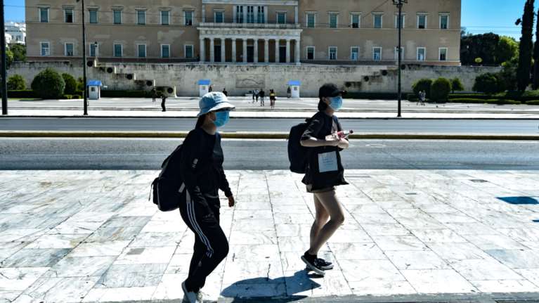 Κορονοϊός: Το 1/3 των νέων κρουσμάτων στην Αττική - Αναλυτικά ο &quot;χάρτης&quot; της διασποράς